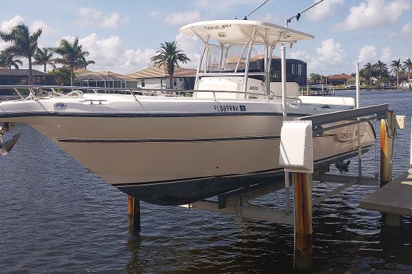 2006 Century 2900 Center Console