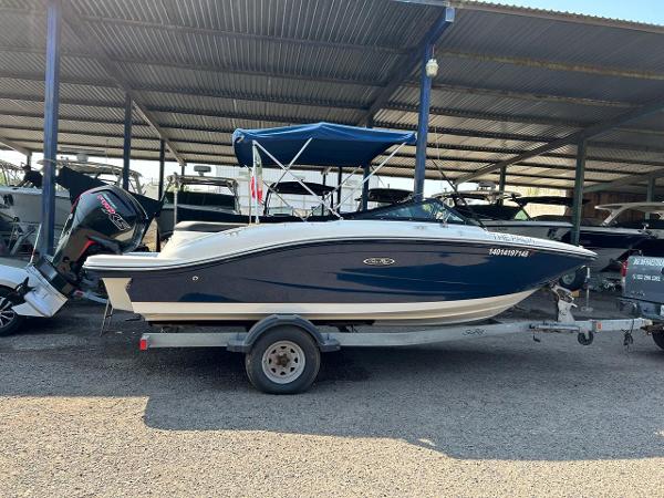 Sea Ray SPX 190 OB