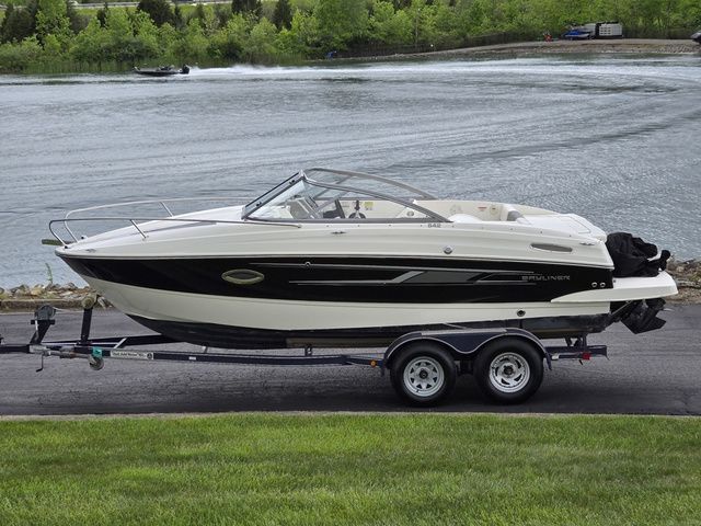 2015 Bayliner International 642 Cuddy