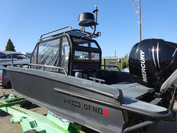 2018 XO Boats DFNDR