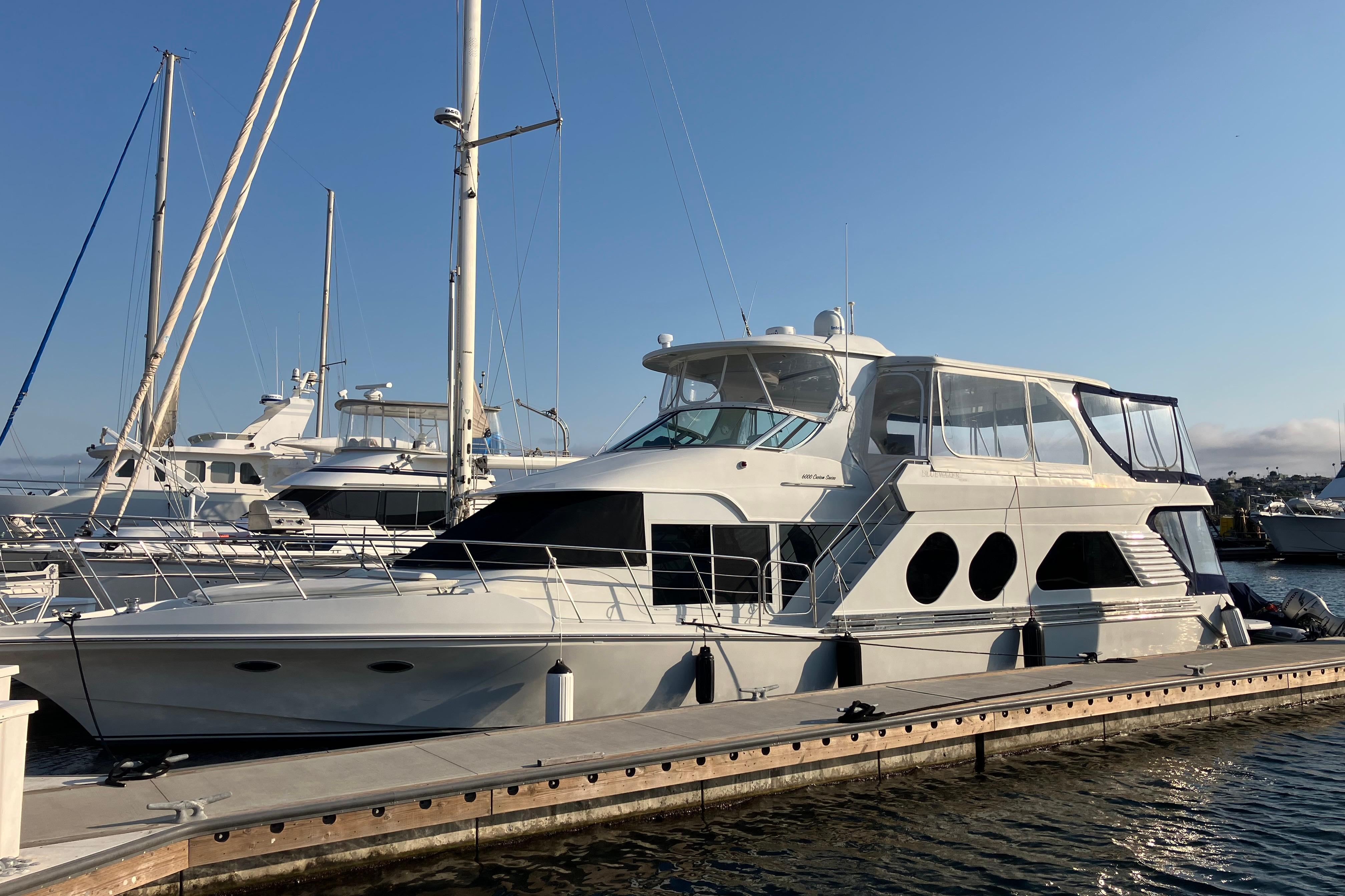 2003 Bluewater Yachts 6000 custom series