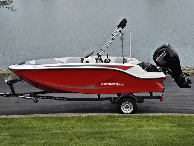 2022 Bayliner Element M15