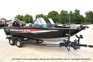 Tracker Targa V-19 WT