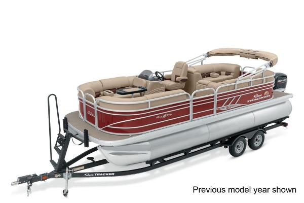 2022 Sun Tracker Party Barge 22 XP3