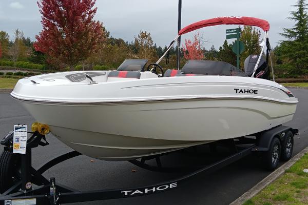 2025 Tahoe T21