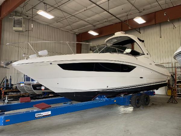 2014 Sea Ray 330 Sundancer
