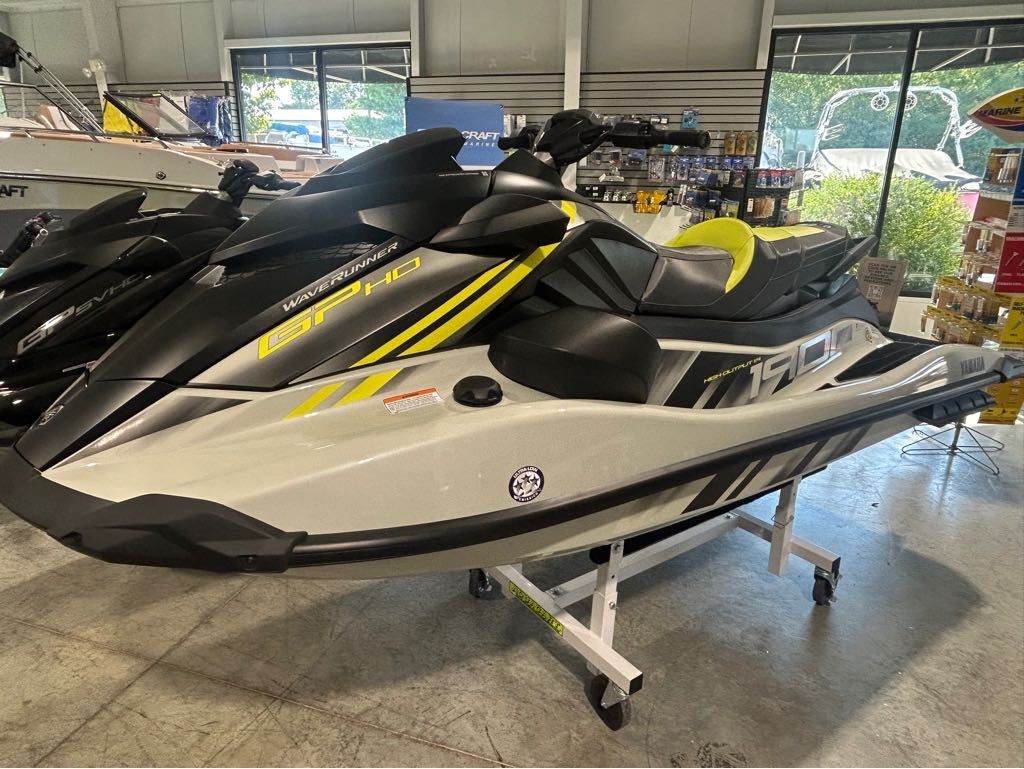 Yamaha Boats WaveRunner GP HO
