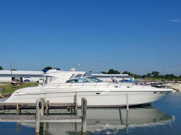 1997 Sea Ray 580 Super Sun Sport