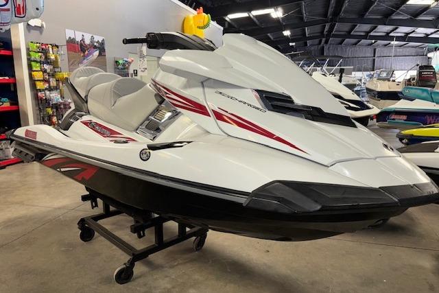 2016 Yamaha WaveRunner FX Cruiser SHO