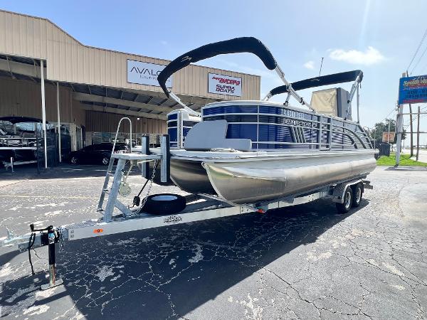 2022 Bennington 23LSB