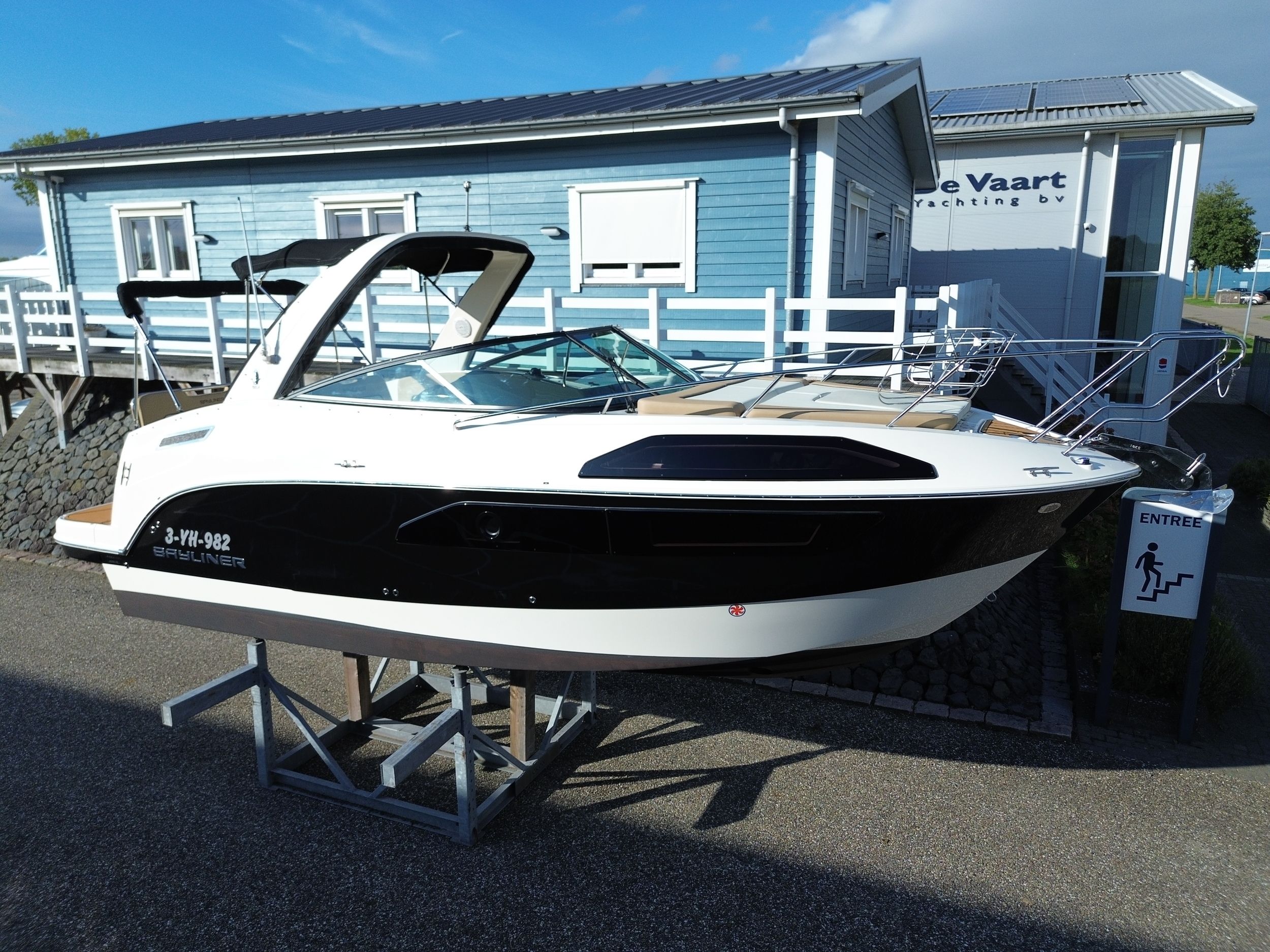 2022 Bayliner Ciera 8
