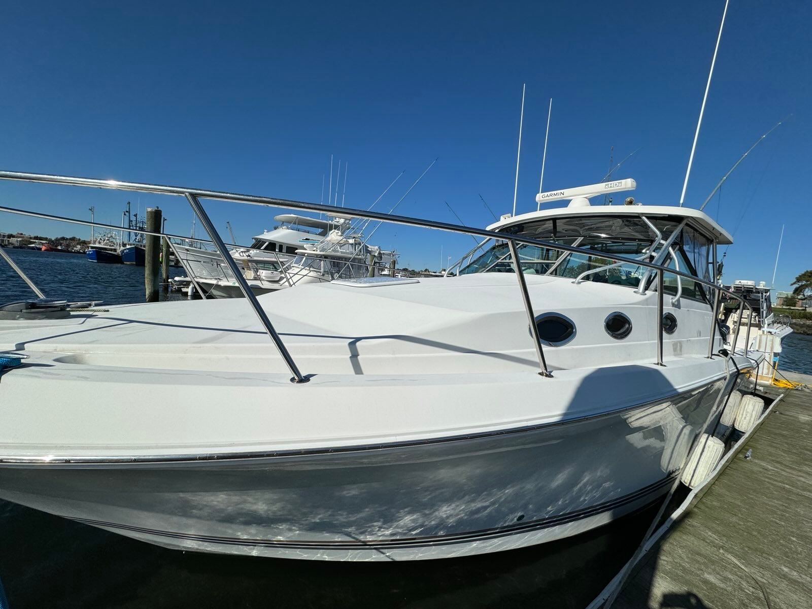 2001 Wellcraft 330 Coastal