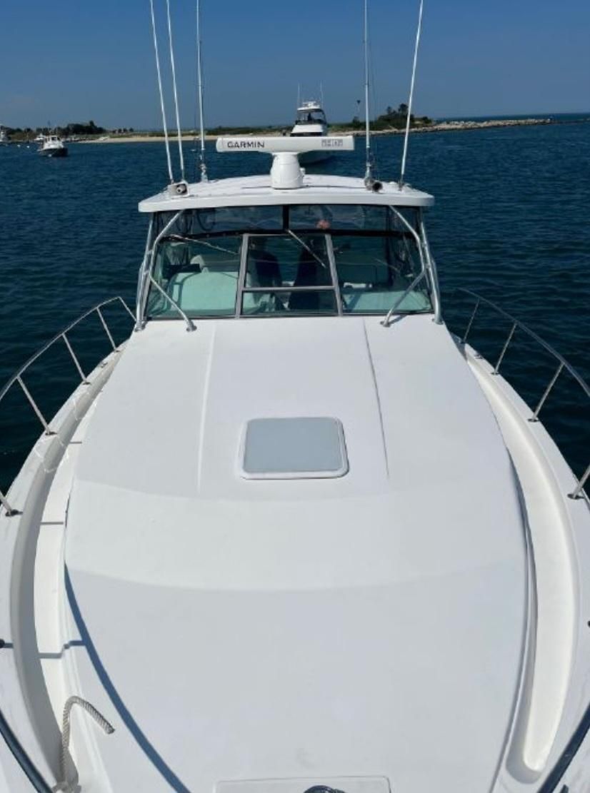 2001 Wellcraft 330 Coastal