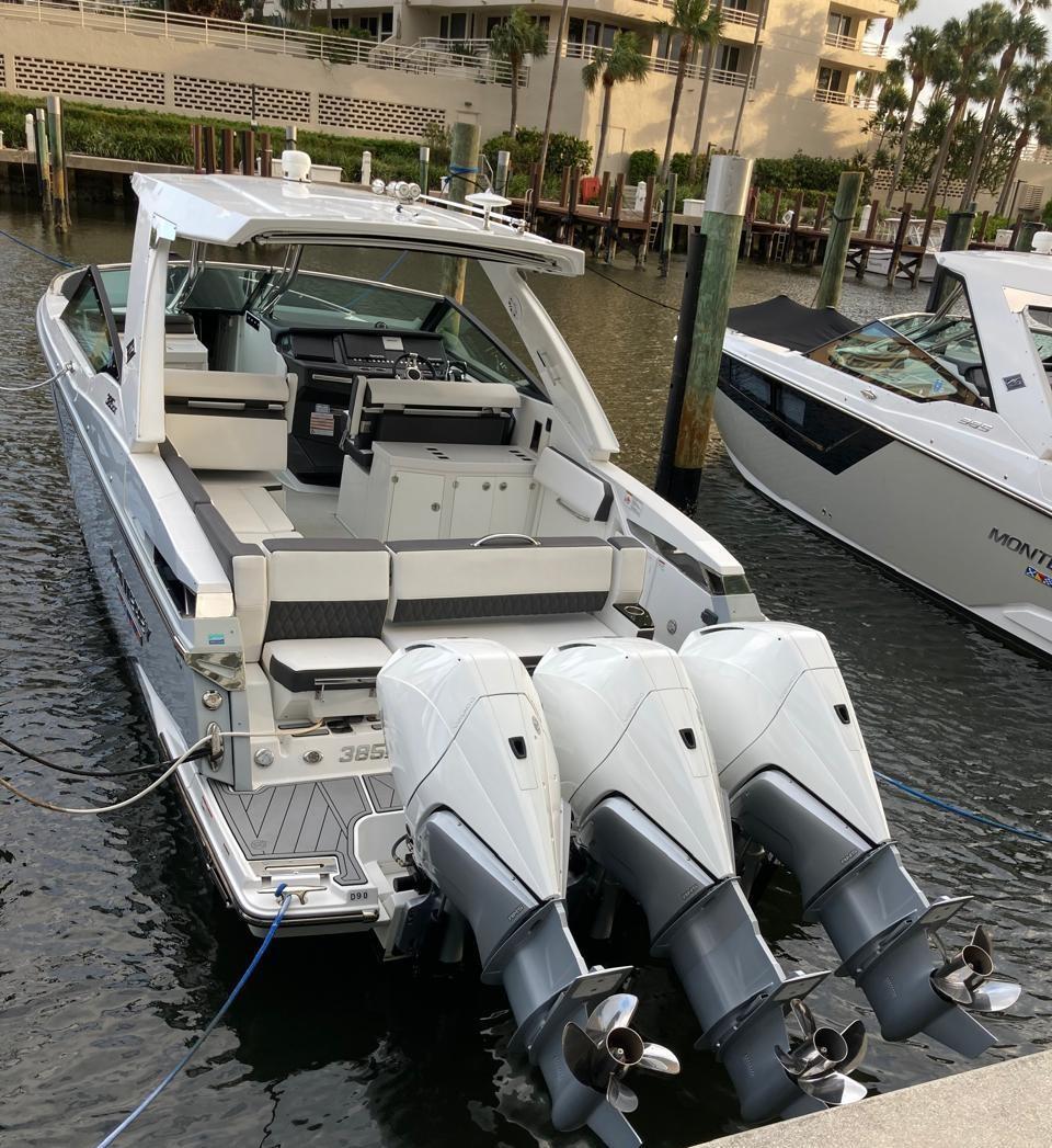 2022 Monterey 385 Super Sport