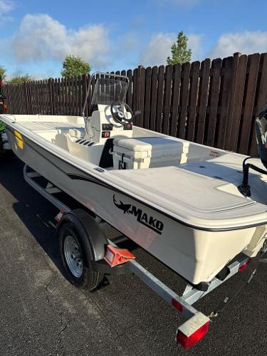 2025 Mako Pro Skiff 17 CC