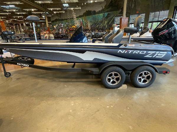 2025 Nitro Z19 Pro