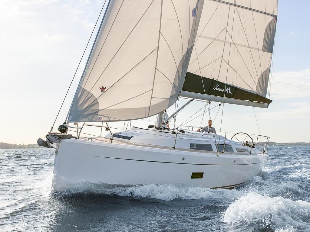 2022 Hanse 348