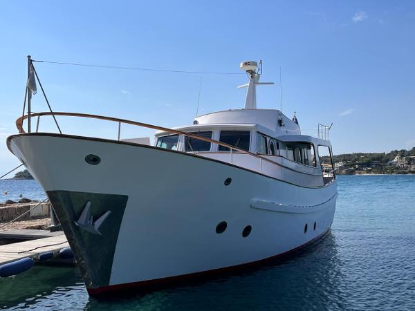 1975 Navalia Classic Cabin Cruiser 57
