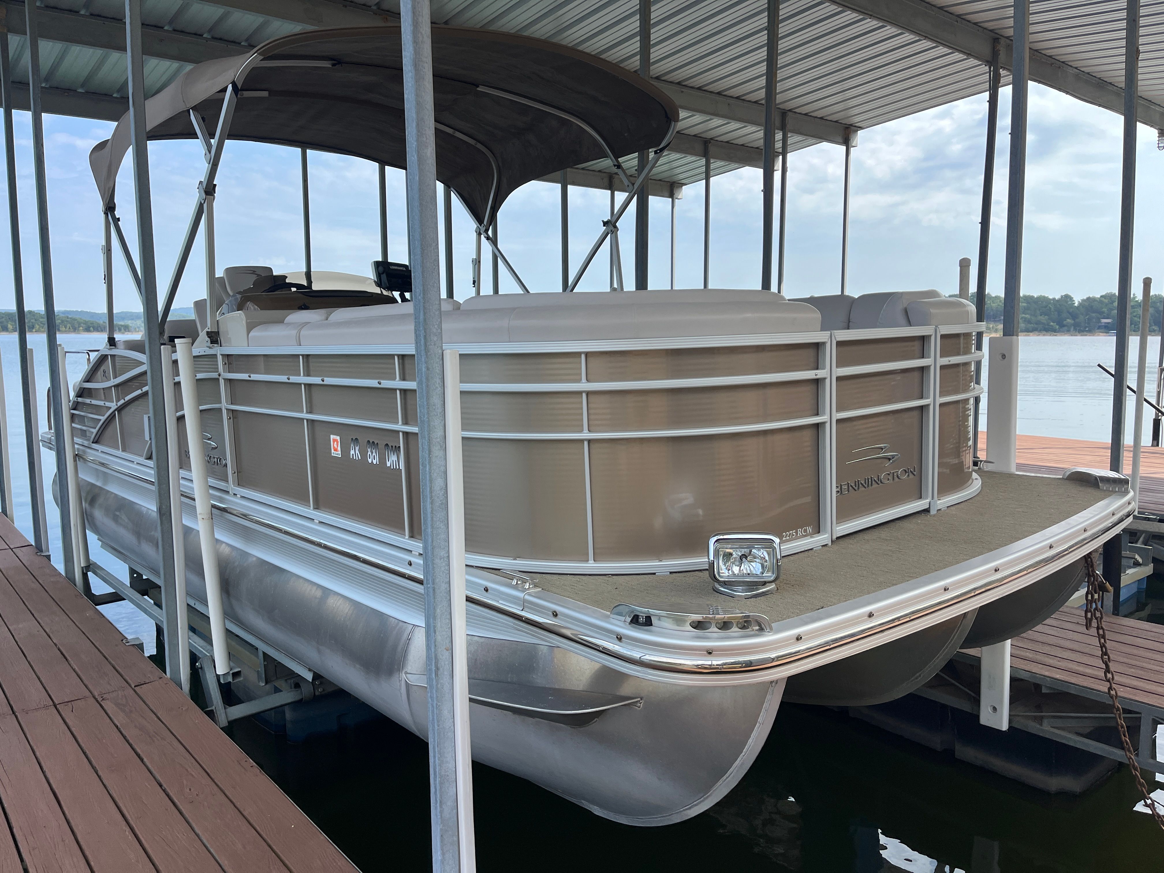 2014 Bennington 2275 RCW