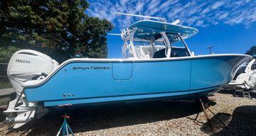 2025 Sportsman Open 322 Center Console