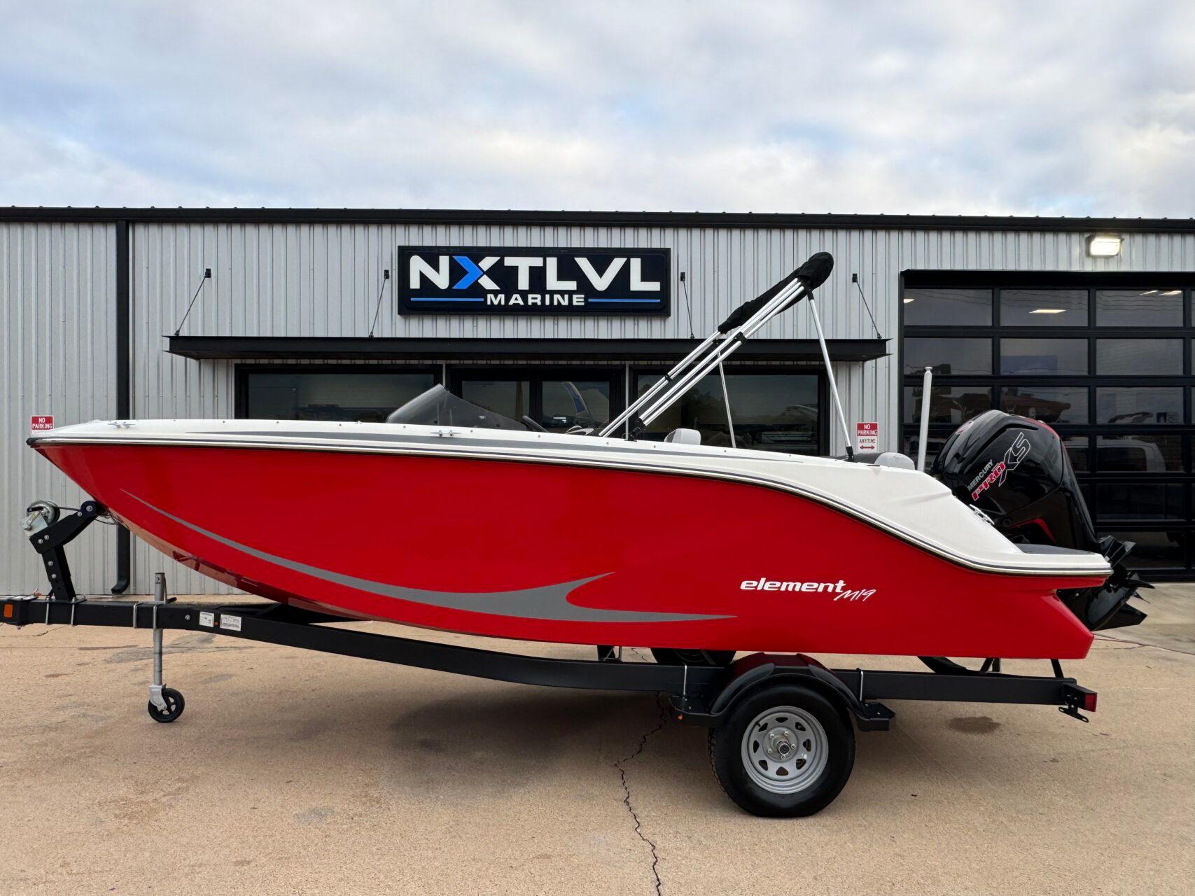 2023 Bayliner Element M19