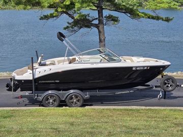 2022 Chaparral 21 SSi