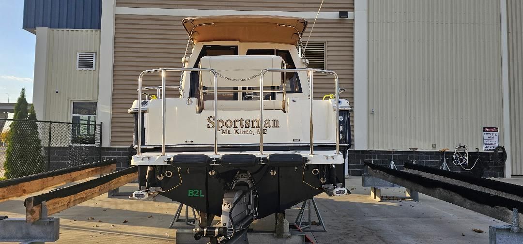 2017 Ranger Tugs R23