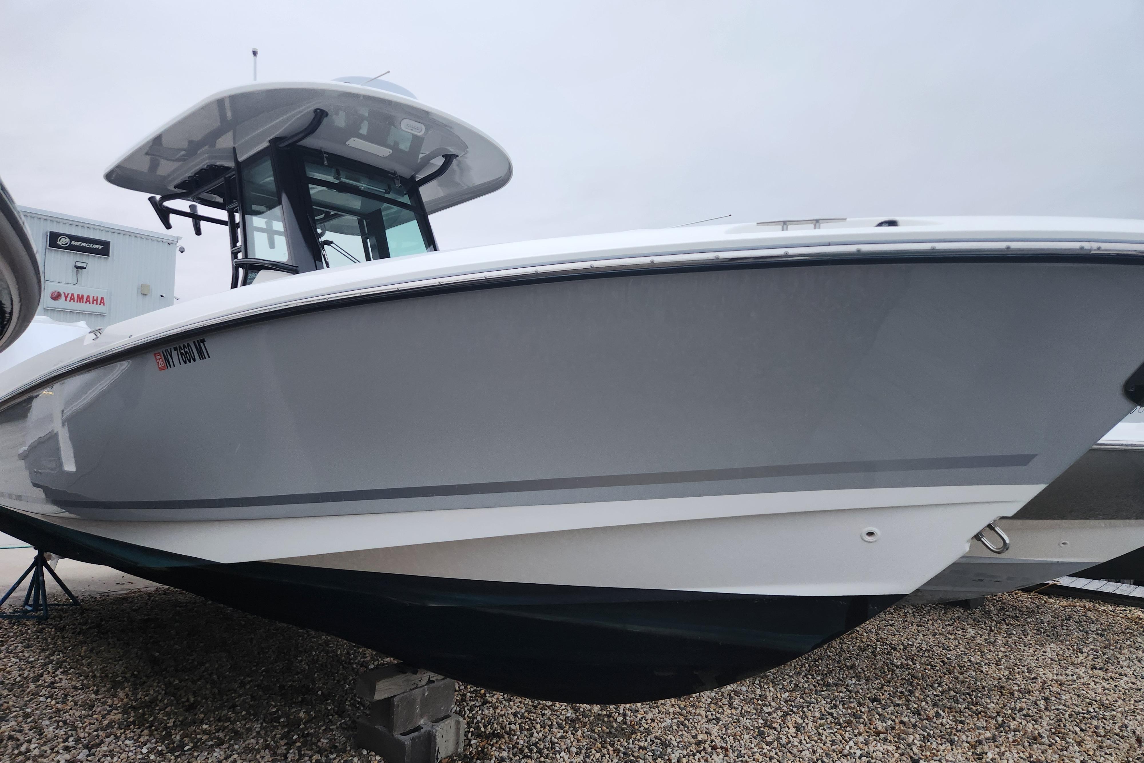 2023 Boston Whaler 280 Outrage Trade In