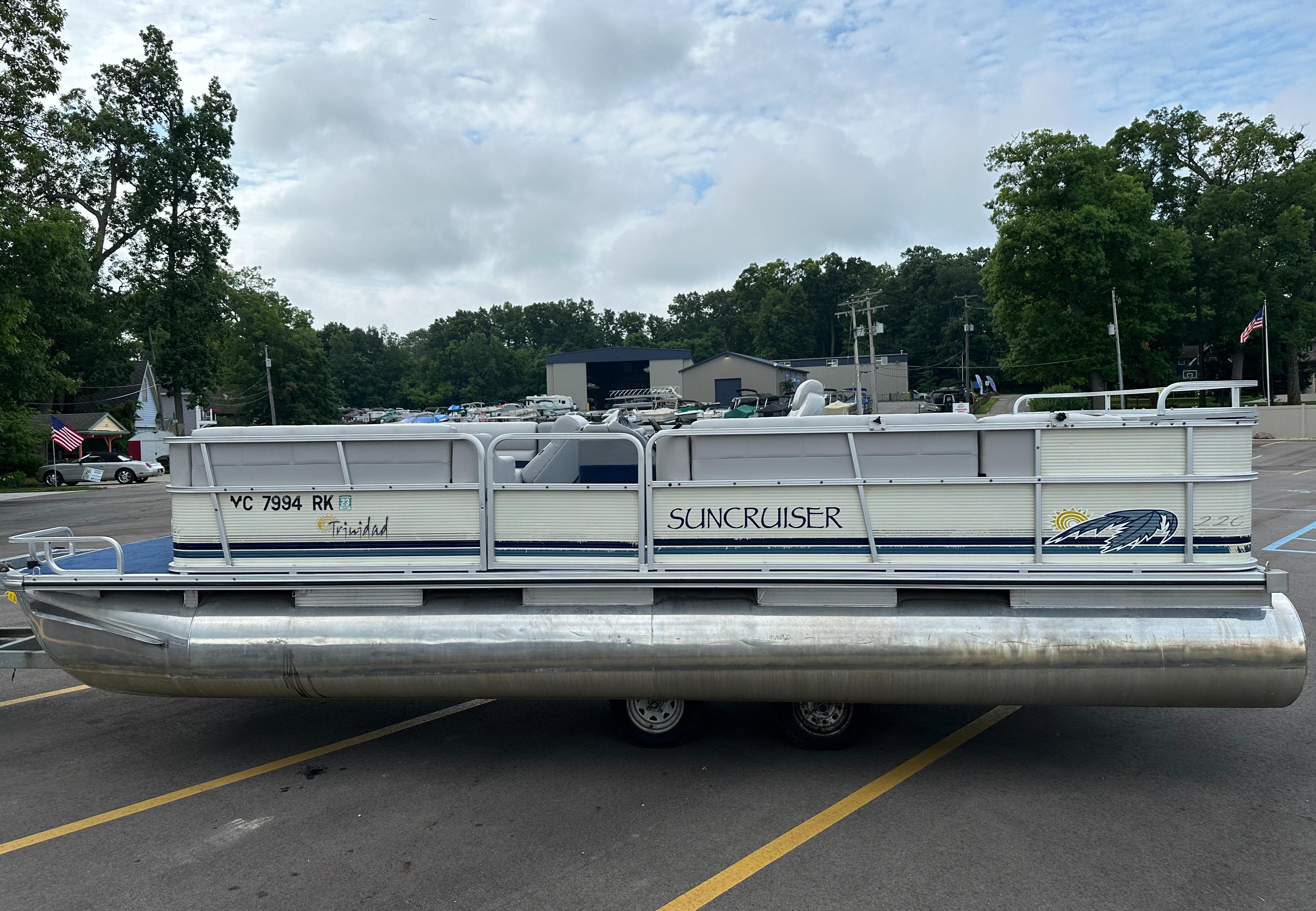 1997 Suncruiser 22