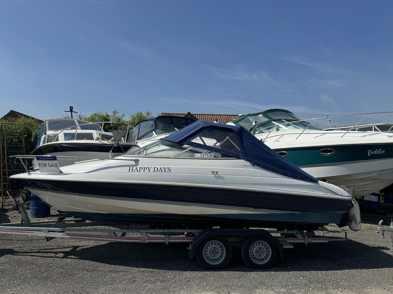1997 Bayliner 2052 Capri Cuddy