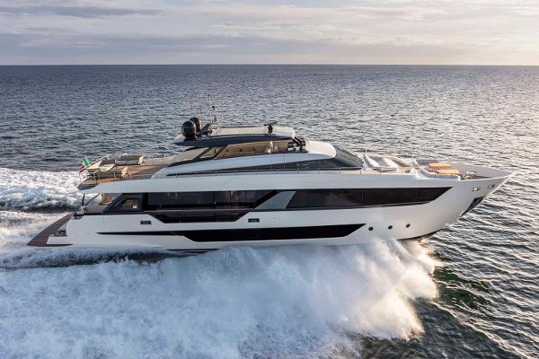 2025 Ferretti Yachts 1000