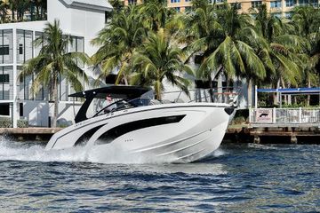 2026 Hanover 377 Inboard