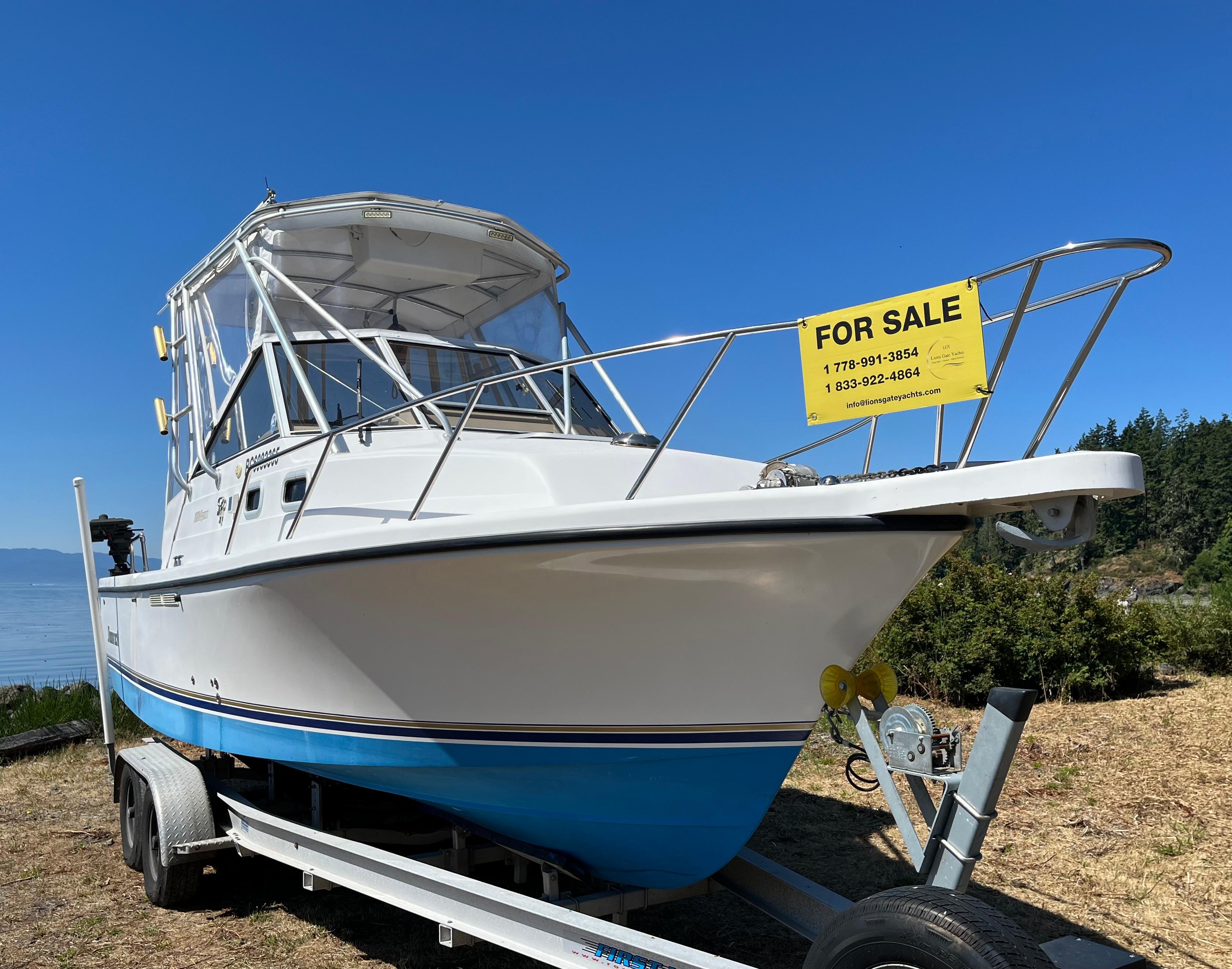 2000 Shamrock 260 Express