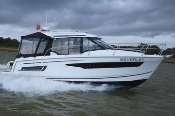 2024 Jeanneau Merry Fisher 895 Offshore