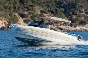 Zephyr Zephyr 800 Space 2025 Zephyr 800 Space boat cruising on water with scenic coastal backdrop.