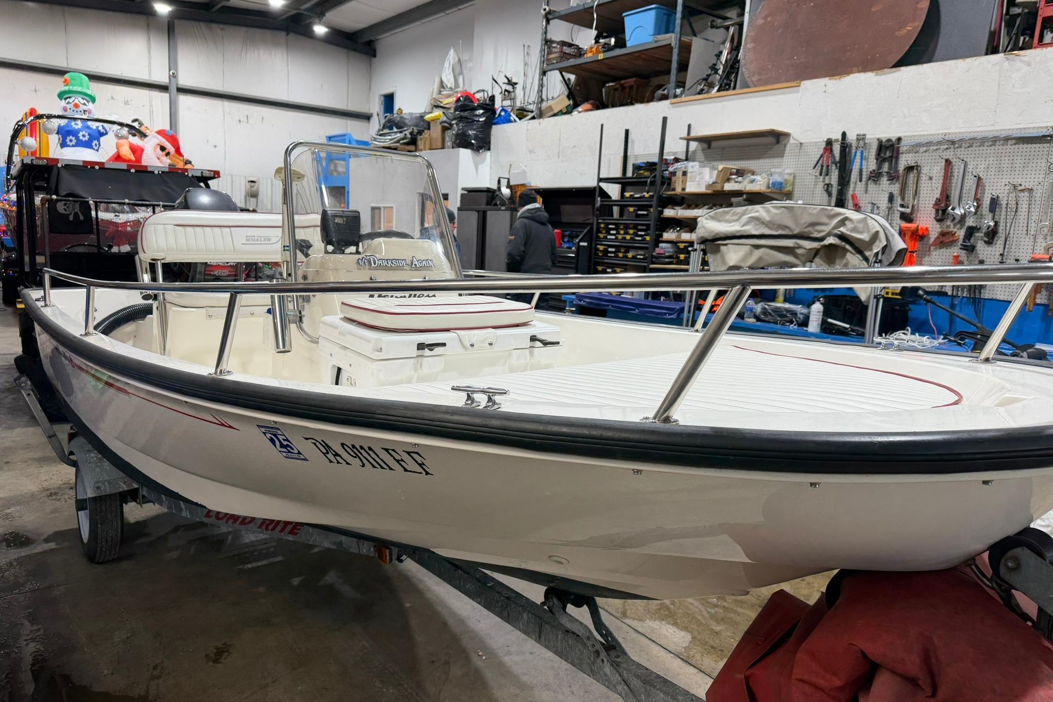 1998 Boston Whaler Dauntless 13