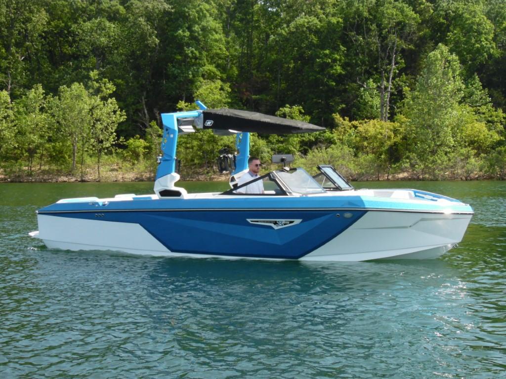 2023 Nautique Super Air Nautique S25 Branson United States