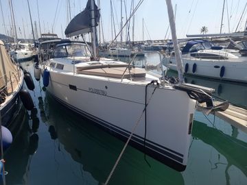 2010 Hanse 445