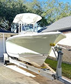 2022 Sea Hunt Ultra 234
