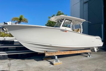 2021 Sportsman Open 302 Center Console