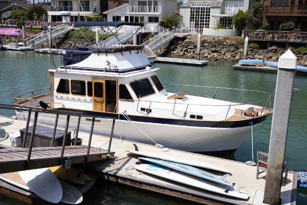 Californian Sedan Motoryacht