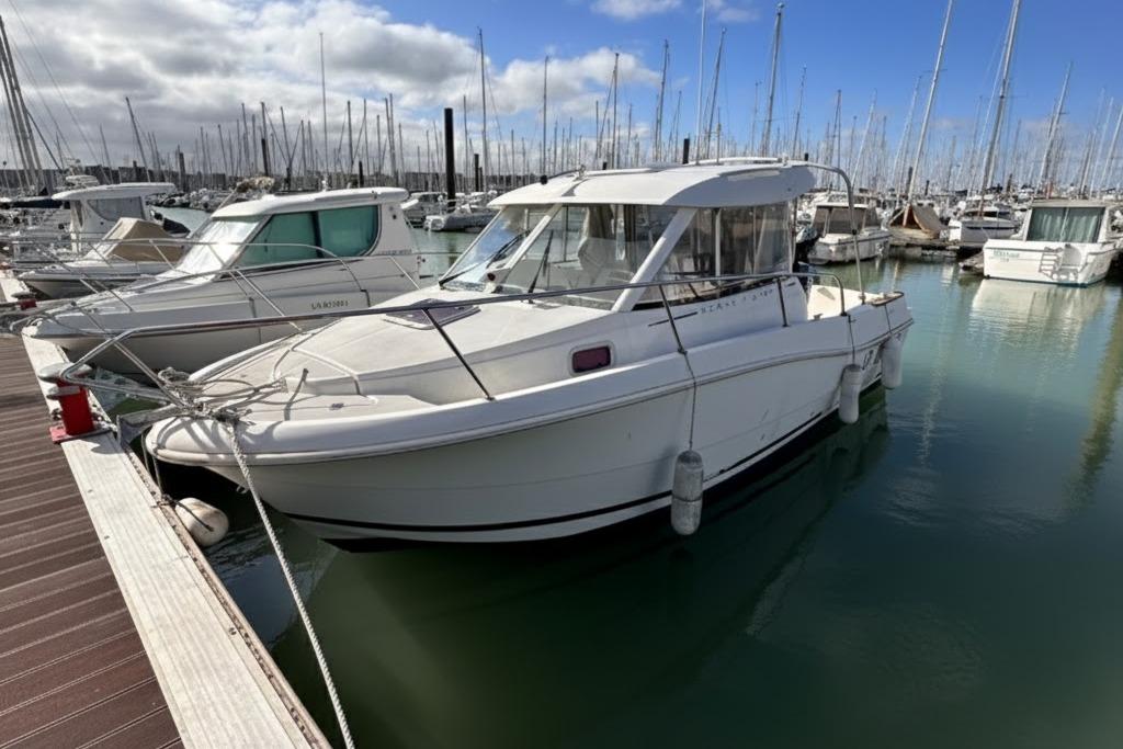 2009 Jeanneau Merry Fisher 725