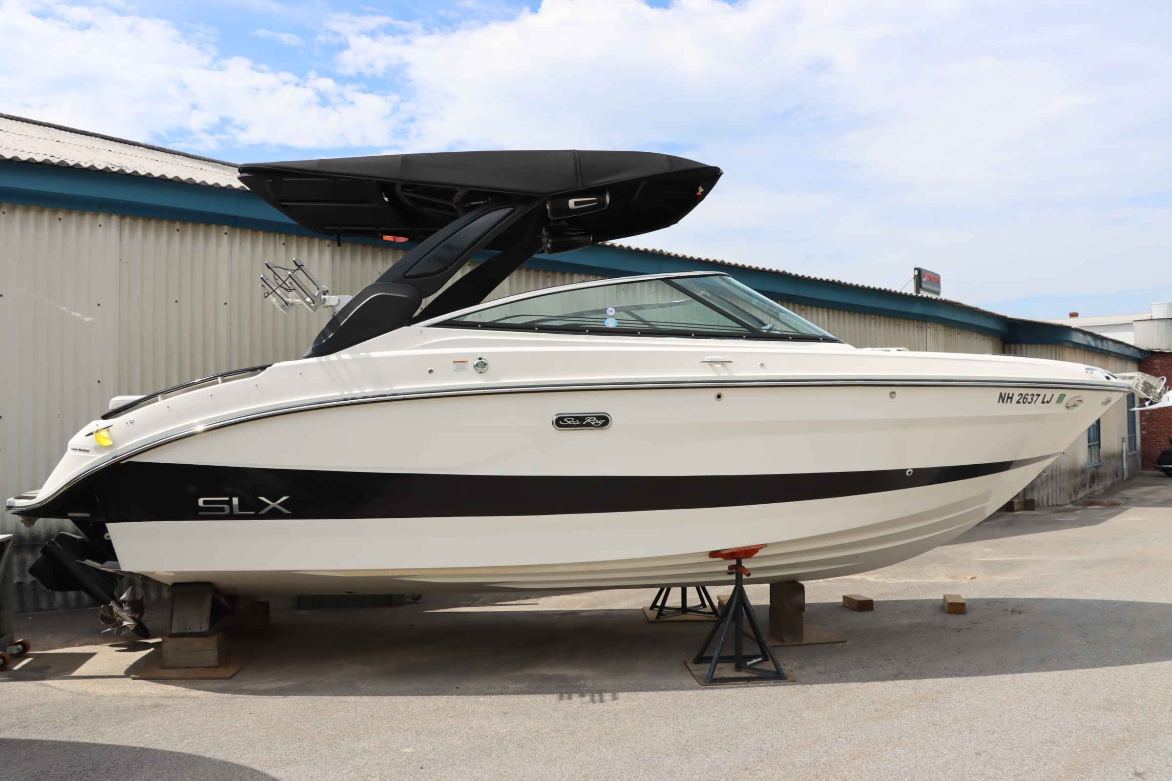 Sea Ray 260SXS