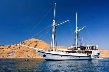 2002 Phinisi 106 feet