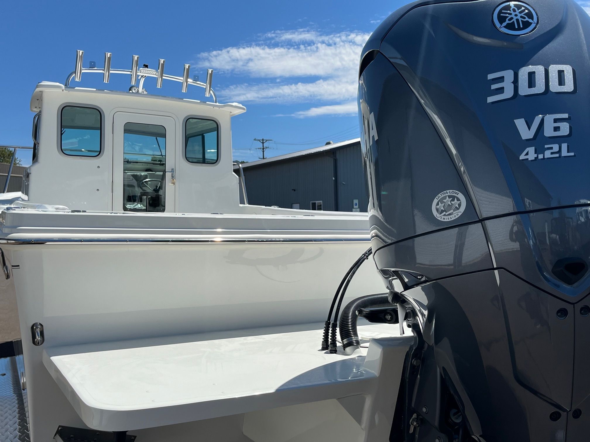 2024 Parker 2520 XLD Sport Cabin