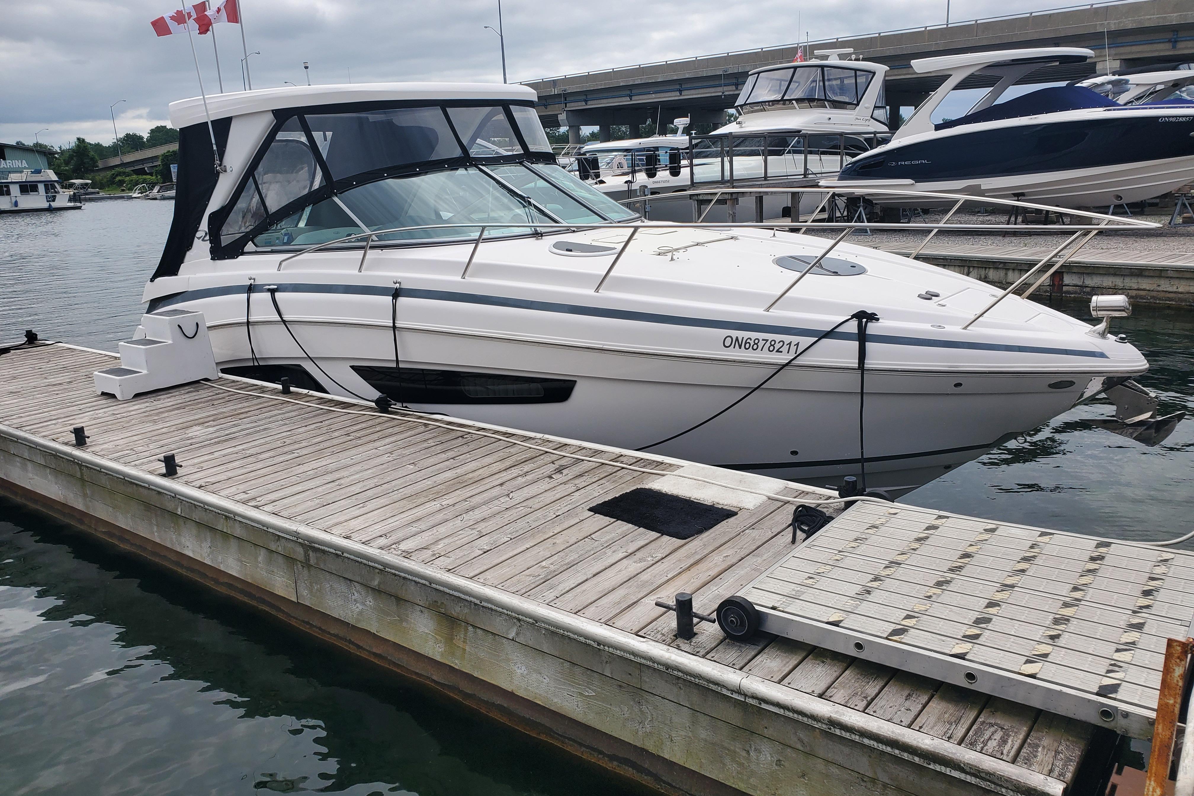 2020 Regal 33 Express
