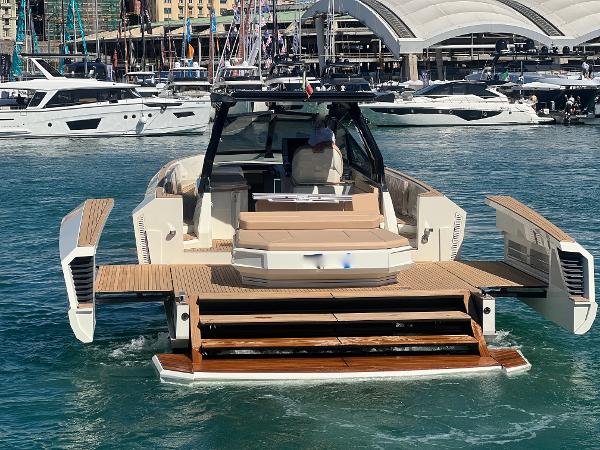 2021 Evo Yachts 43