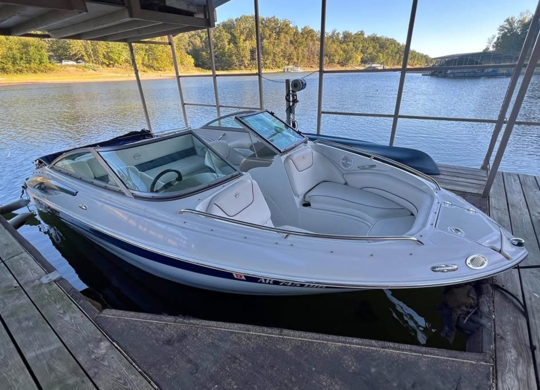 2010 Crownline 200 LS