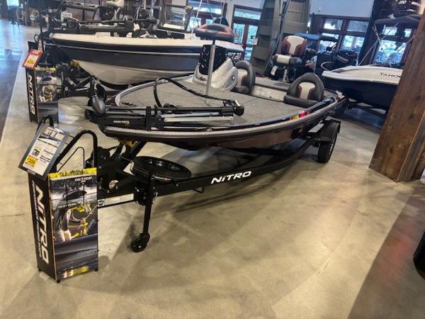 Nitro Z17 2025 Nitro Z17 boat displayed in showroom, featuring sleek design and advanced features.