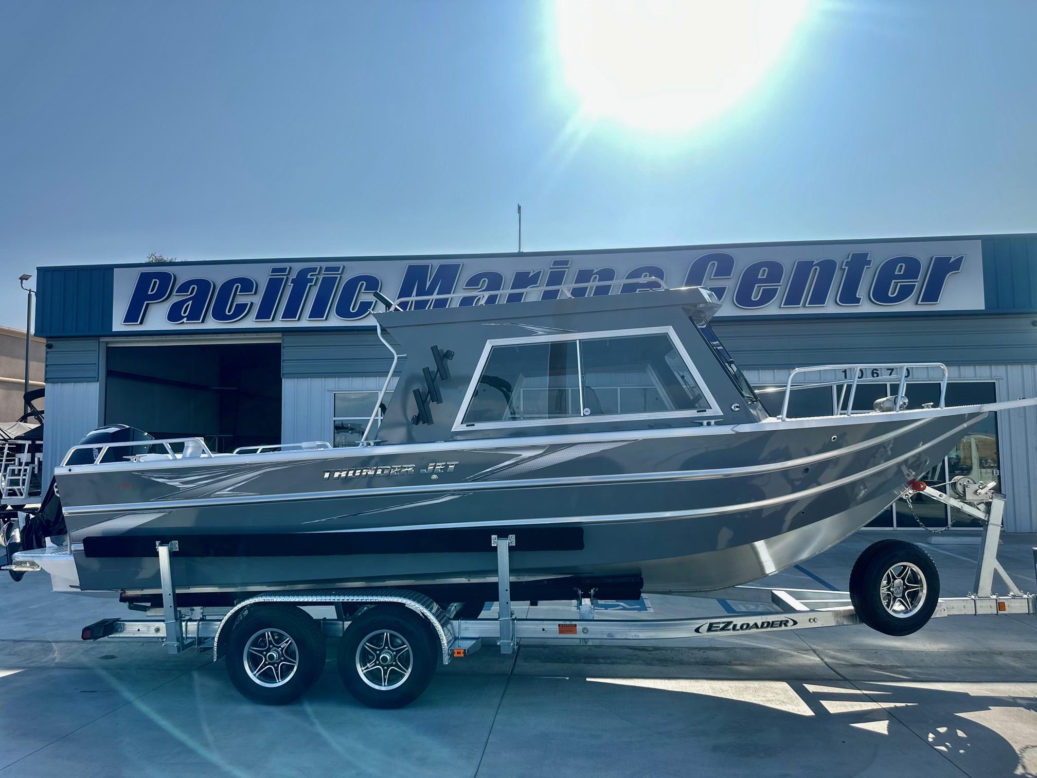 Thunder Jet Alexis Pro 24 w/ 250HP Mercury and a 15HP Pro Kicker!